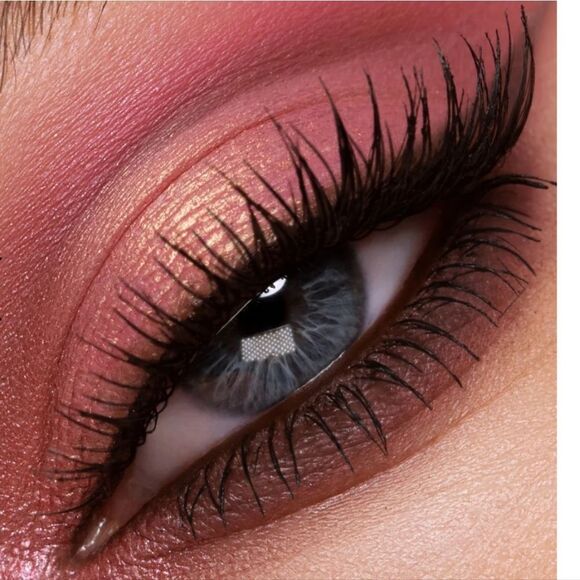 Pat McGrath Labs Divine Rose Luxe Quad - Picture 4 of 9